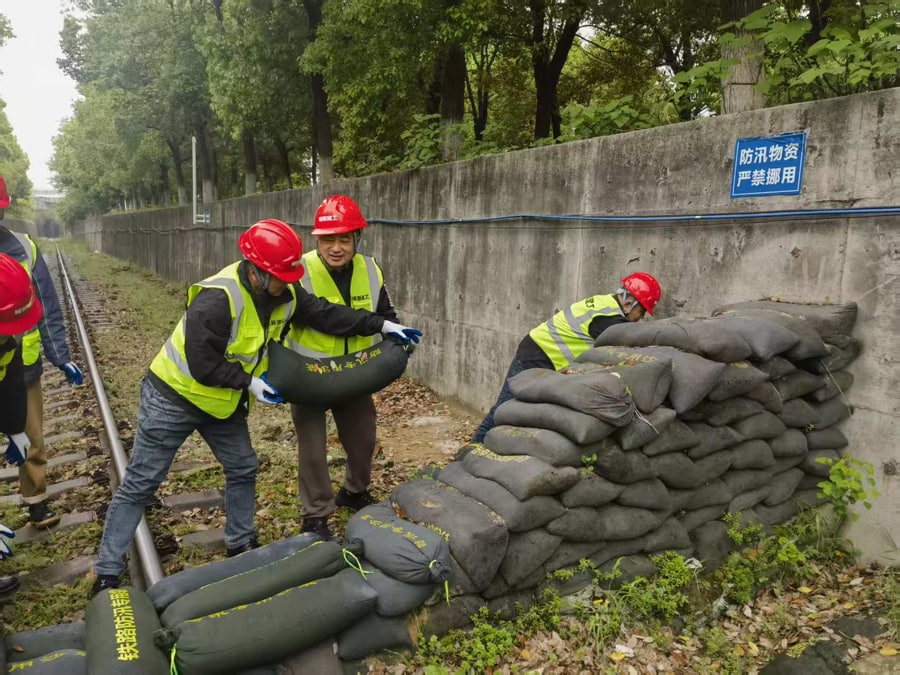 问鼎游戏娱乐平台
