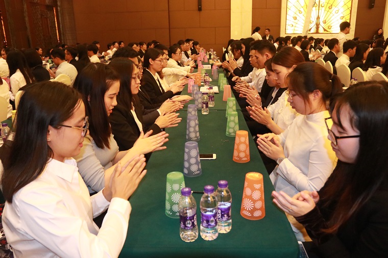 问鼎游戏娱乐平台