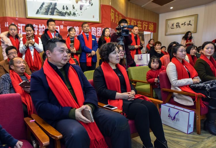 问鼎游戏娱乐平台