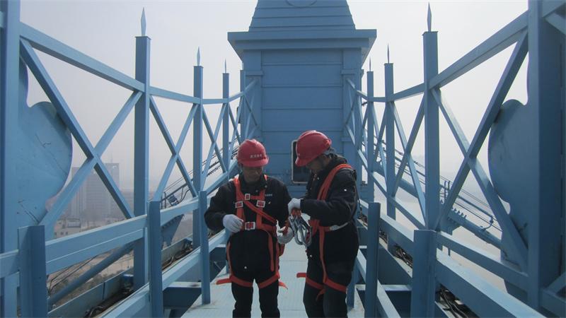 问鼎游戏娱乐平台