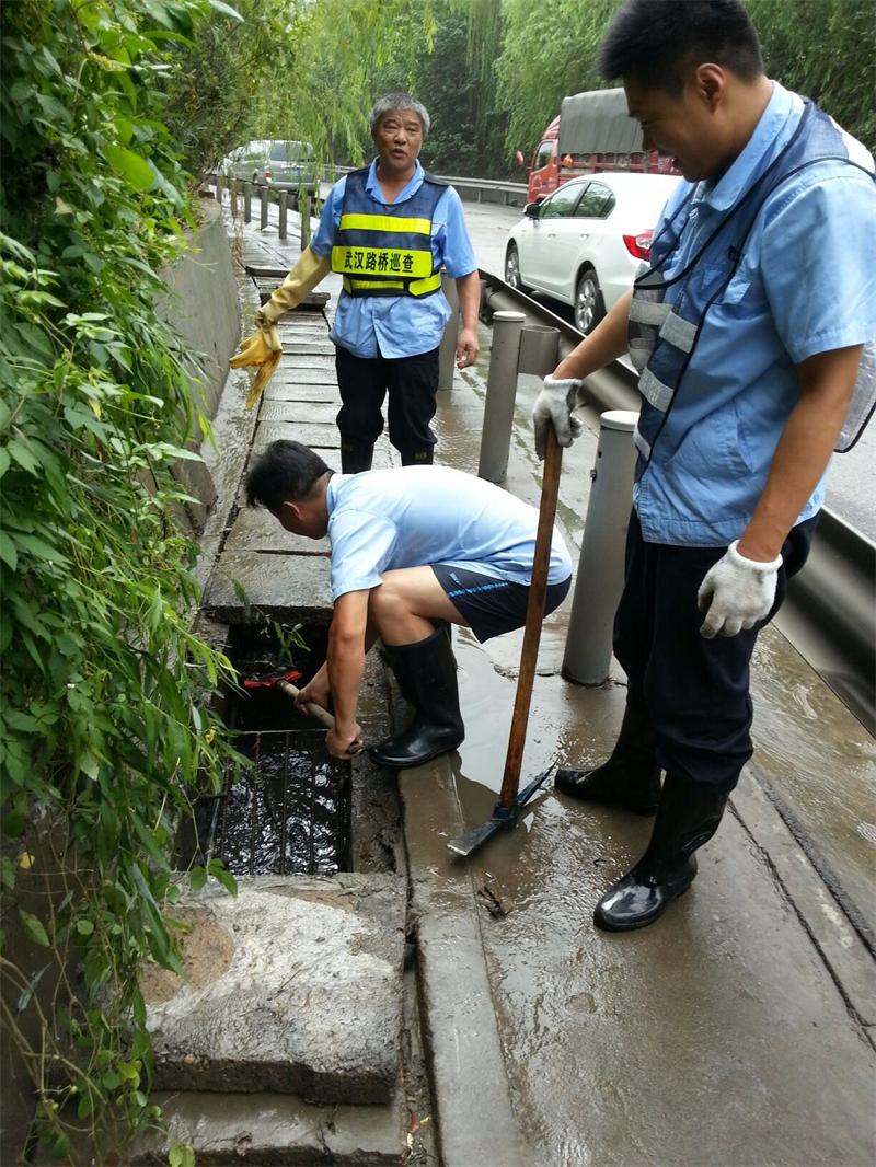 问鼎游戏娱乐平台