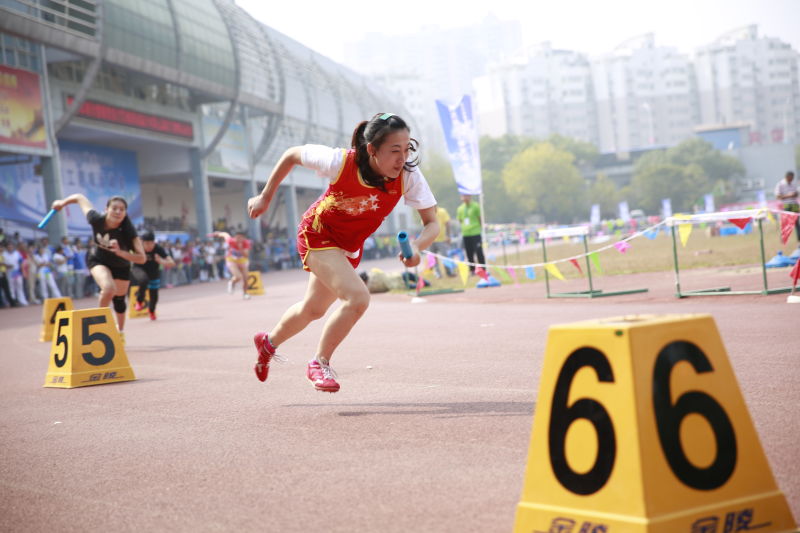 问鼎游戏娱乐平台