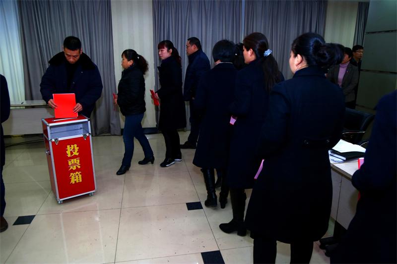 问鼎游戏娱乐平台