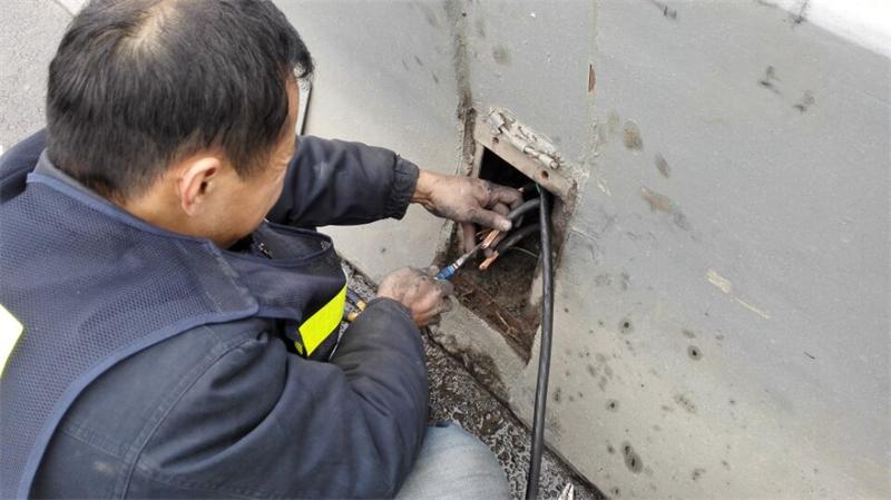 问鼎游戏娱乐平台