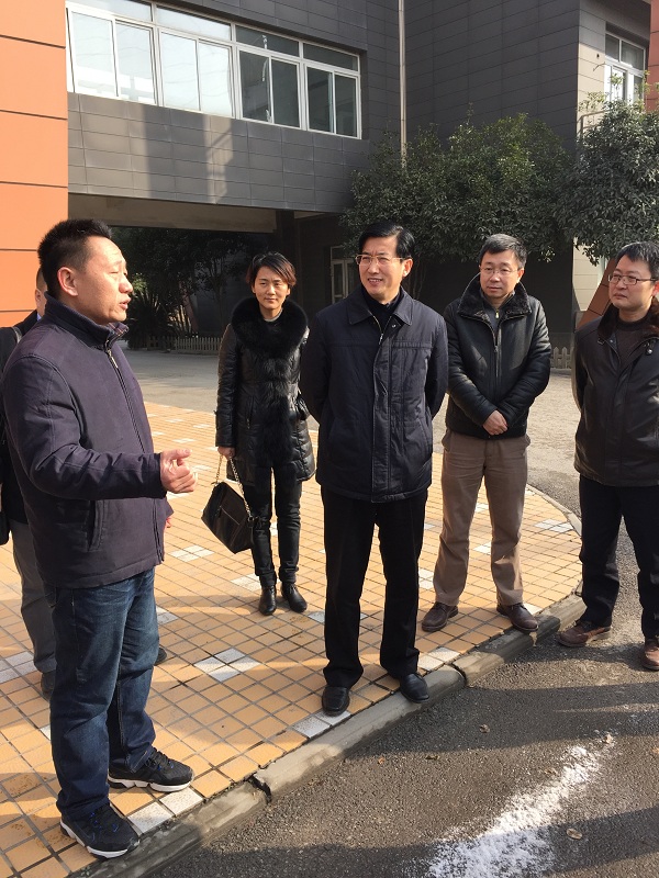 问鼎游戏娱乐平台