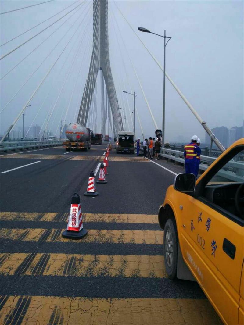 问鼎游戏娱乐平台