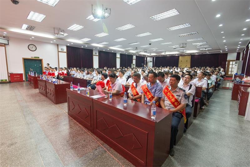 问鼎游戏娱乐平台