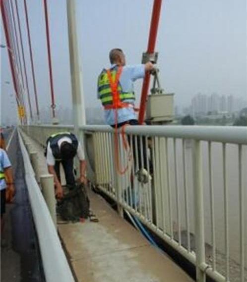 问鼎游戏娱乐平台