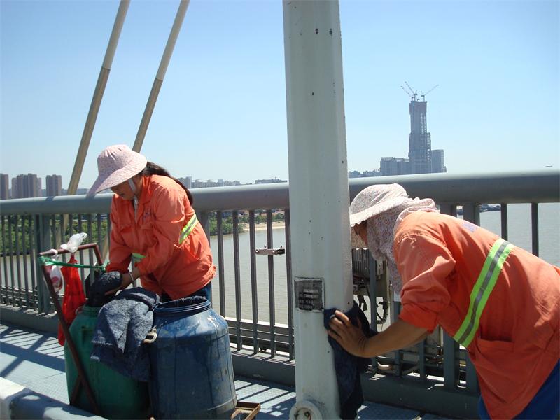 问鼎游戏娱乐平台