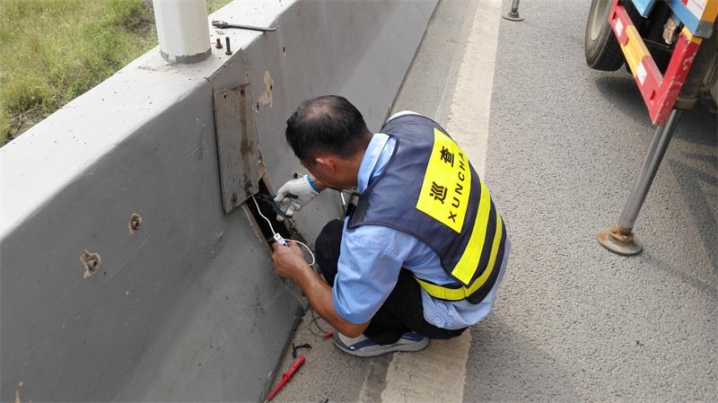 问鼎游戏娱乐平台