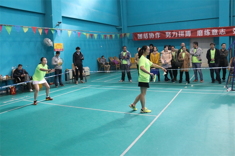 问鼎游戏娱乐平台