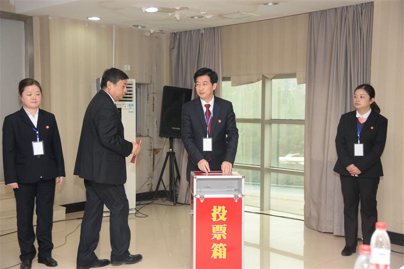 问鼎游戏娱乐平台