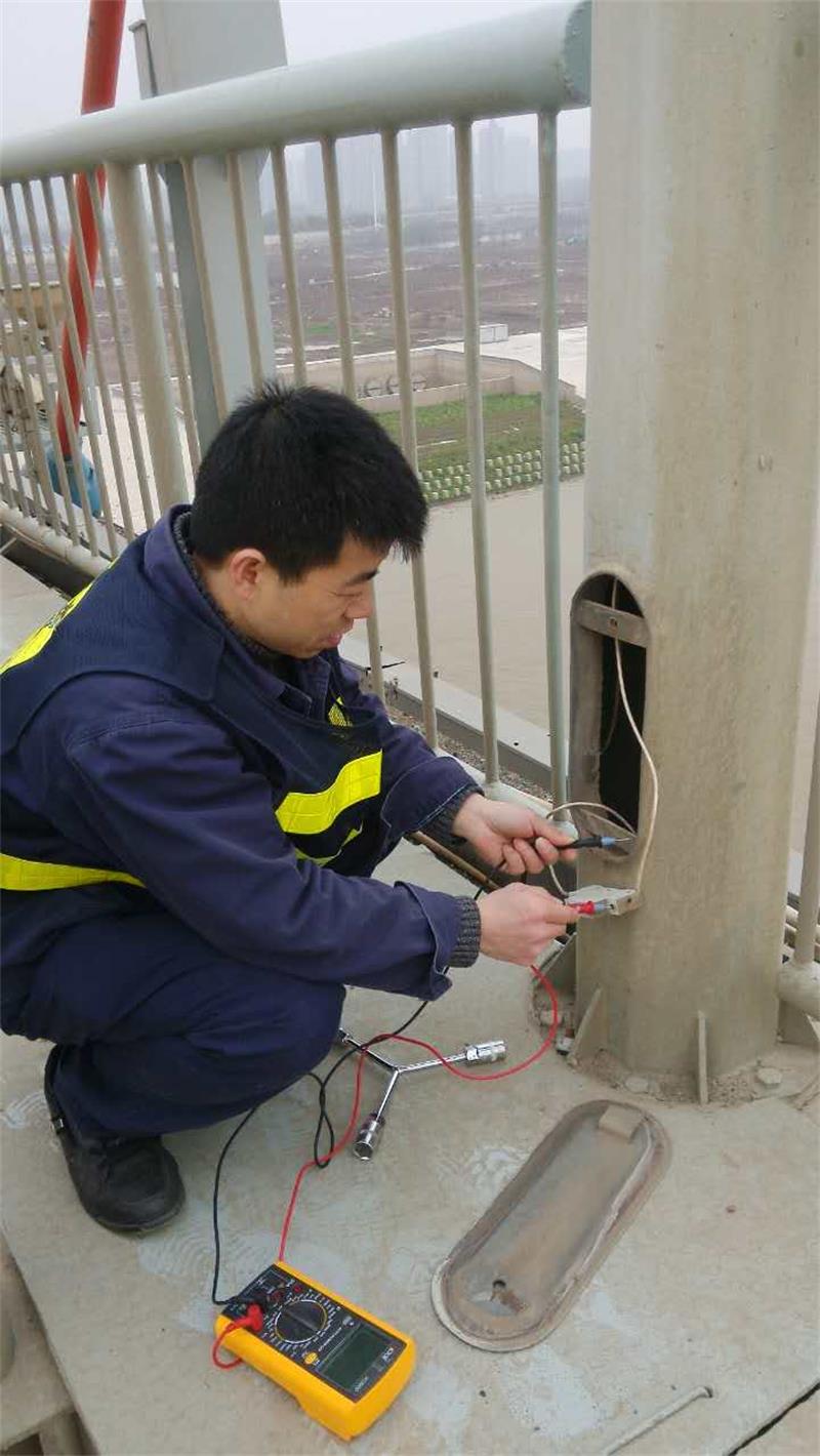 问鼎游戏娱乐平台