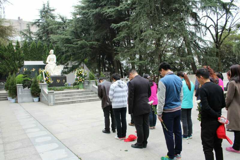 问鼎游戏娱乐平台