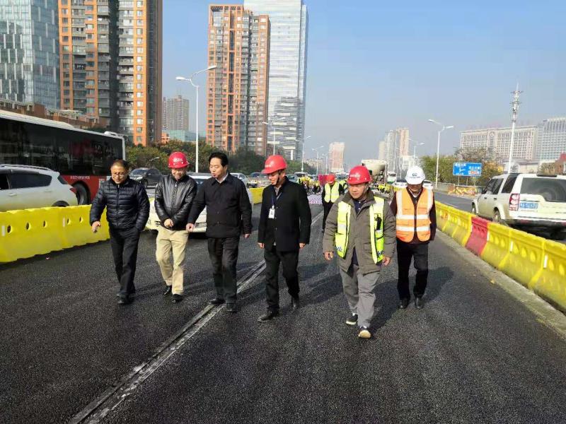 问鼎游戏娱乐平台