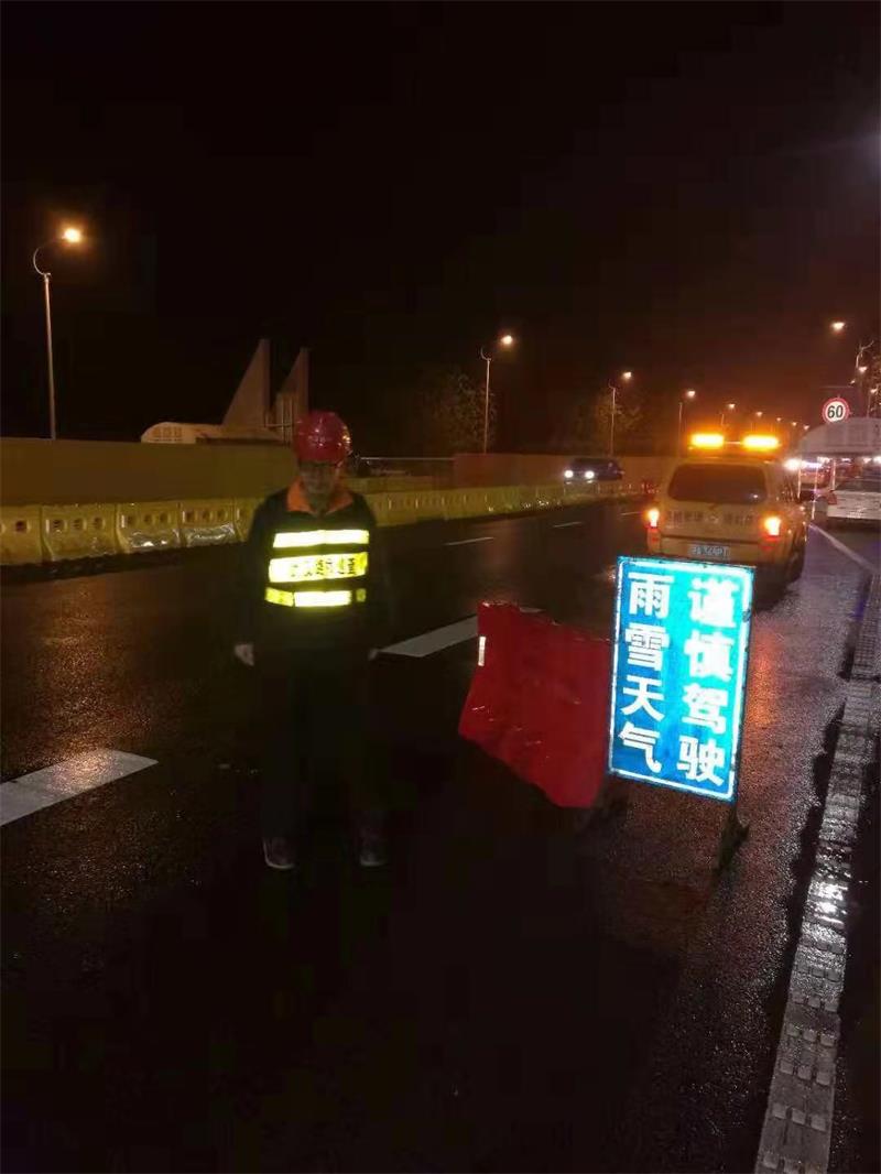 问鼎游戏娱乐平台