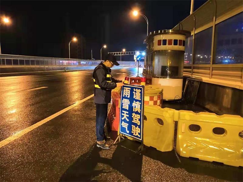 问鼎游戏娱乐平台