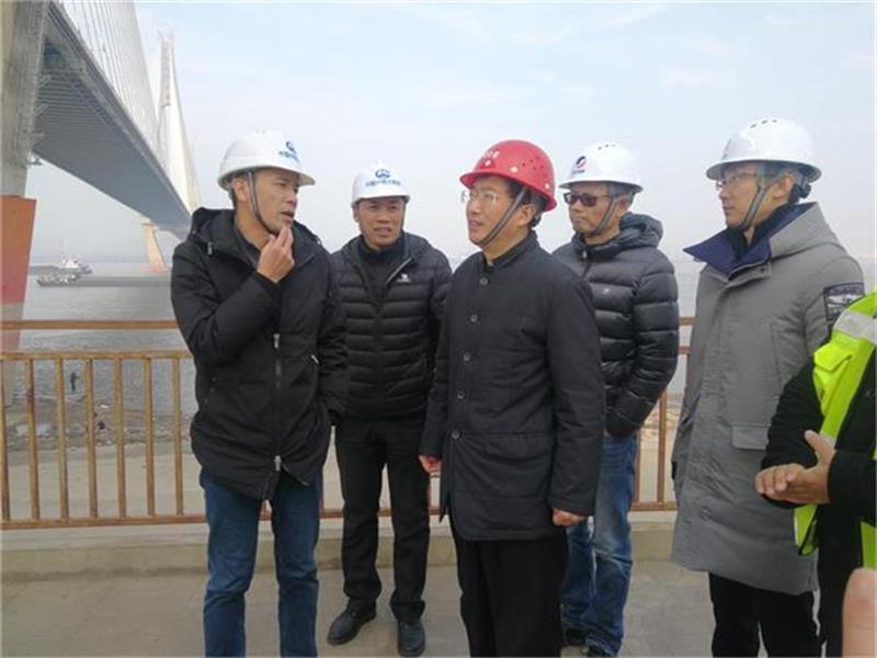 问鼎游戏娱乐平台