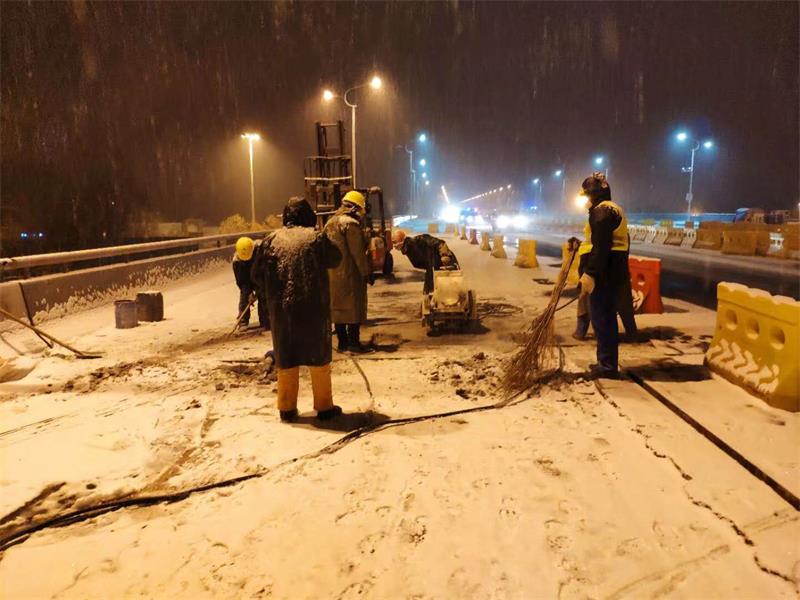 问鼎游戏娱乐平台