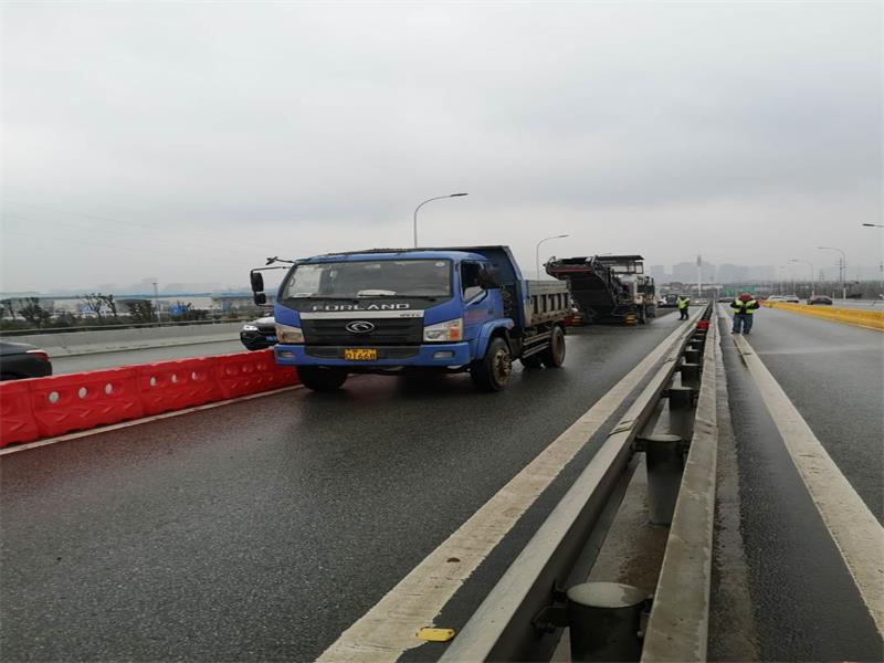 问鼎游戏娱乐平台