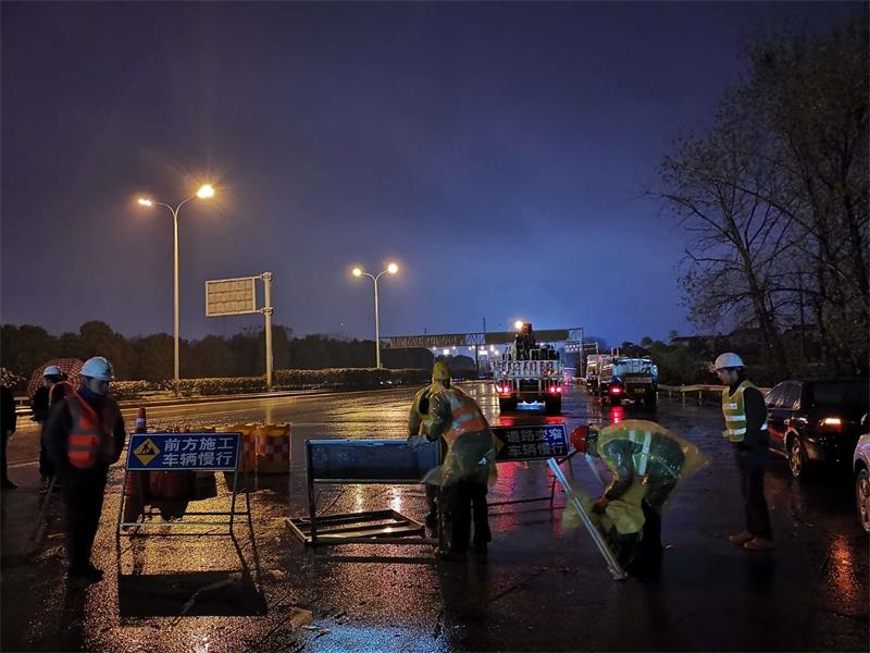 问鼎游戏娱乐平台