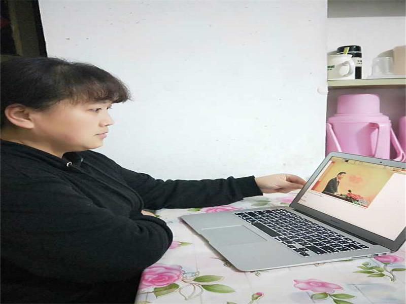 问鼎游戏娱乐平台