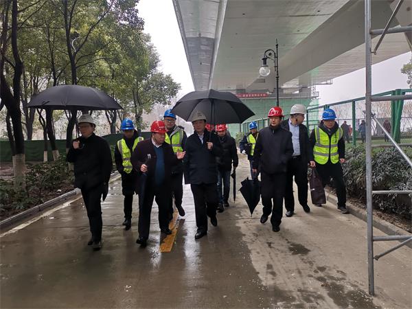 问鼎游戏娱乐平台