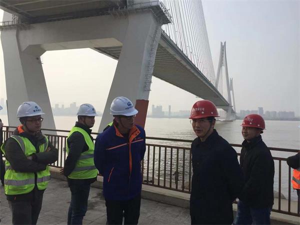 问鼎游戏娱乐平台