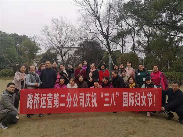 问鼎游戏娱乐平台