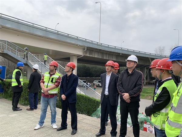 问鼎游戏娱乐平台