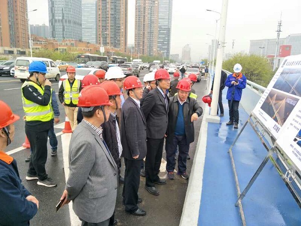 问鼎游戏娱乐平台