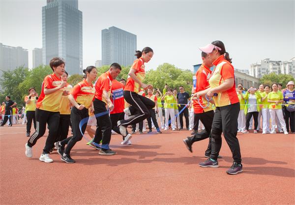 问鼎游戏娱乐平台