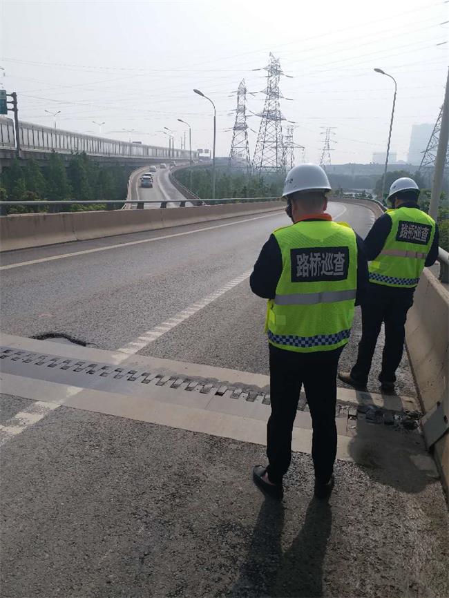 问鼎游戏娱乐平台