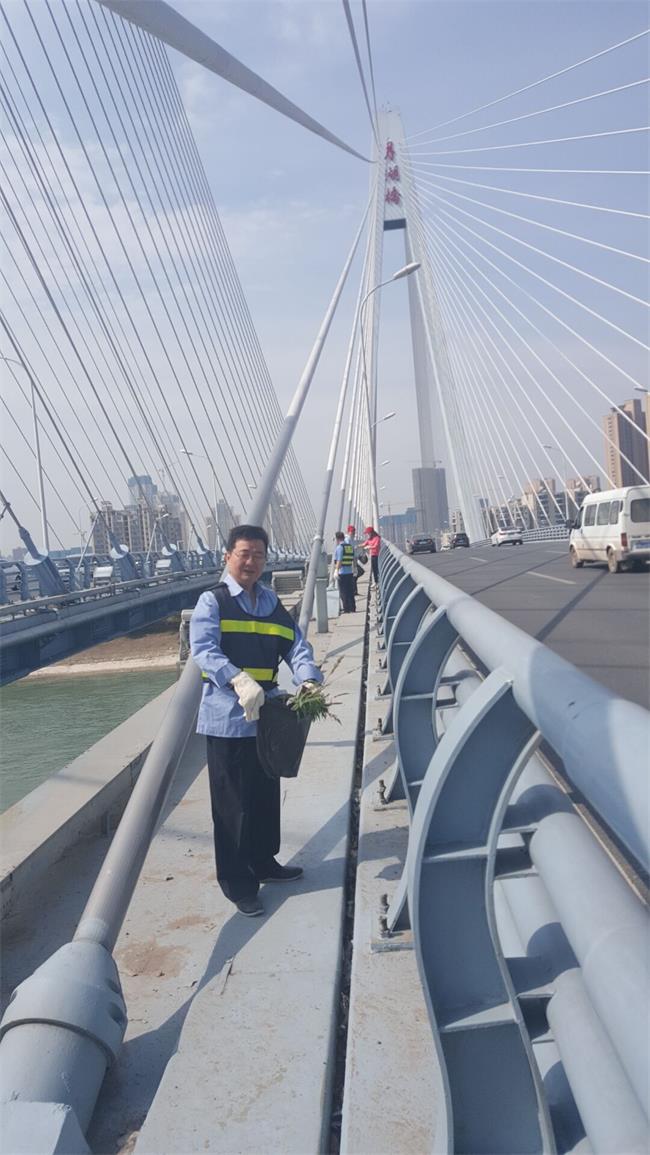 问鼎游戏娱乐平台