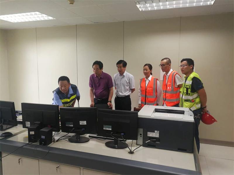 问鼎游戏娱乐平台