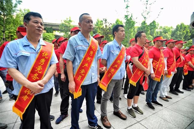 问鼎游戏娱乐平台