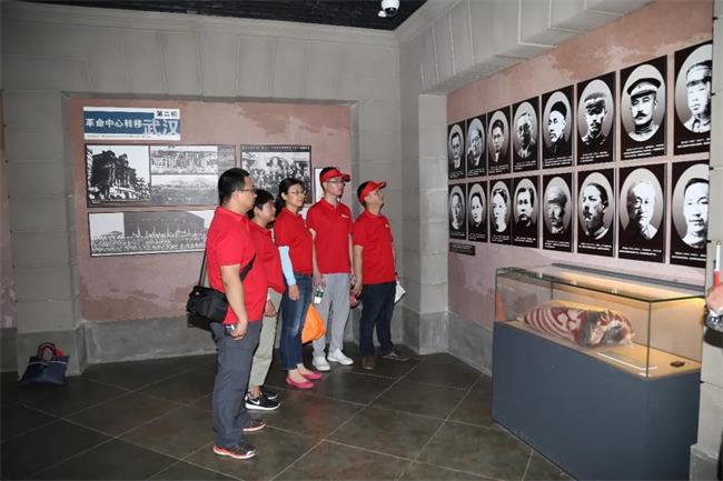 问鼎游戏娱乐平台