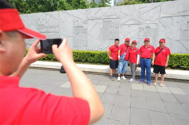 问鼎游戏娱乐平台