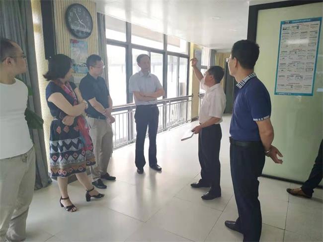 问鼎游戏娱乐平台