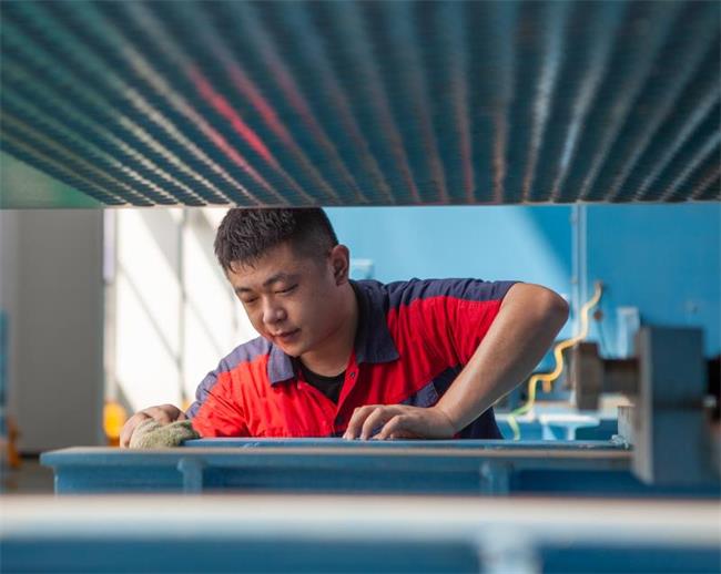 问鼎游戏娱乐平台