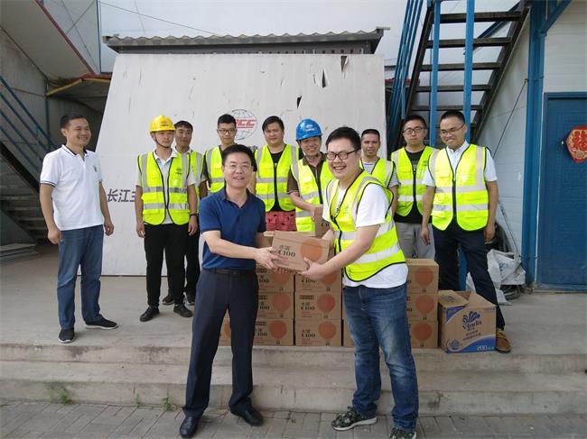 问鼎游戏娱乐平台