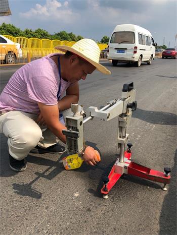 问鼎游戏娱乐平台