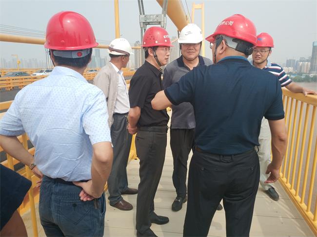 问鼎游戏娱乐平台