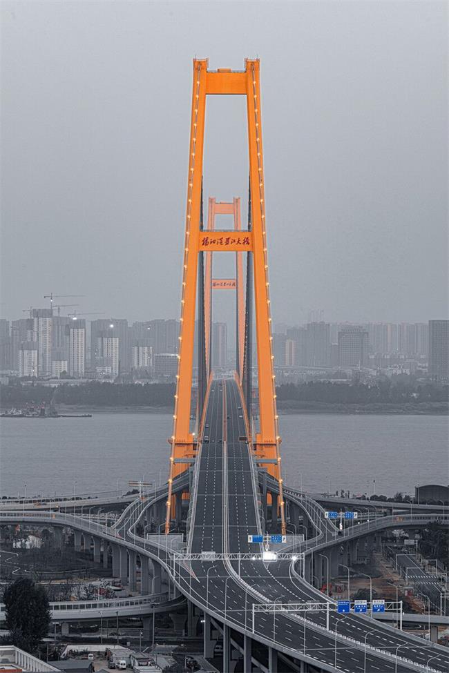 问鼎游戏娱乐平台