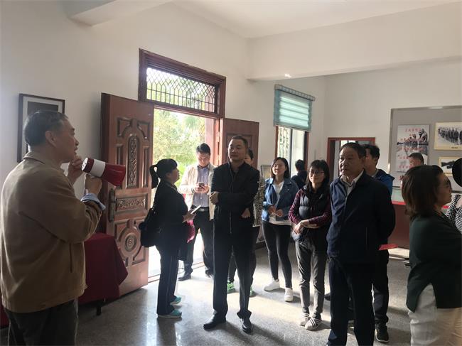 问鼎游戏娱乐平台