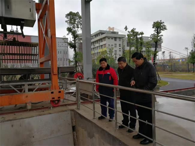 问鼎游戏娱乐平台