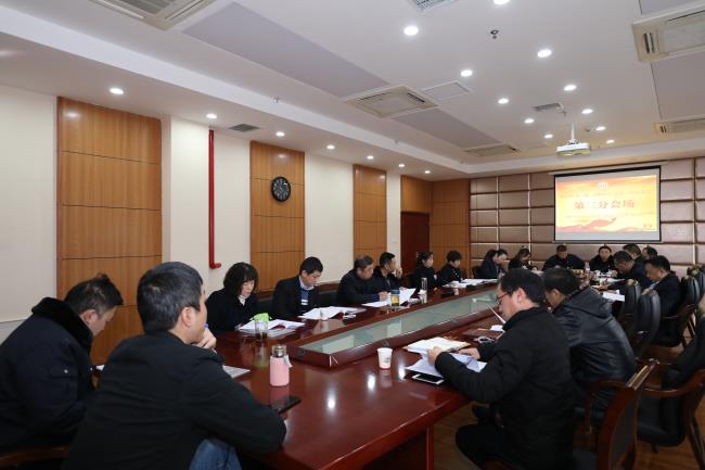 问鼎游戏娱乐平台