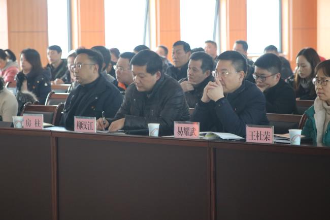 问鼎游戏娱乐平台