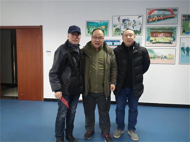 问鼎游戏娱乐平台