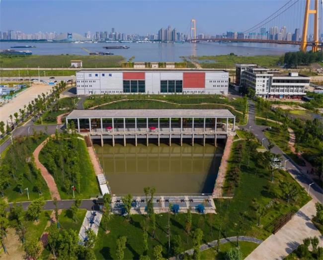 问鼎游戏娱乐平台